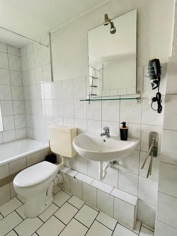 Mit Platz Für Sechs Gäste * Hagen (Arnsberg)