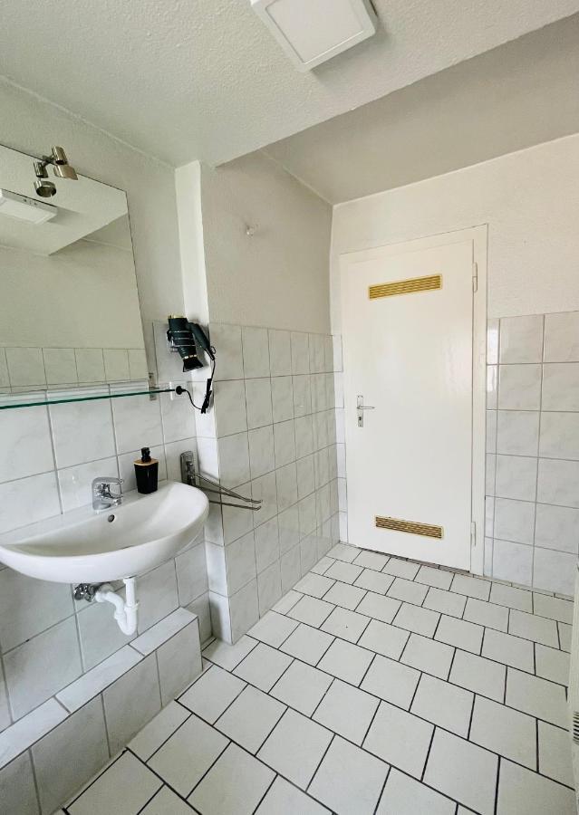 Mit Platz Für Sechs Gäste * Hagen (Arnsberg)
